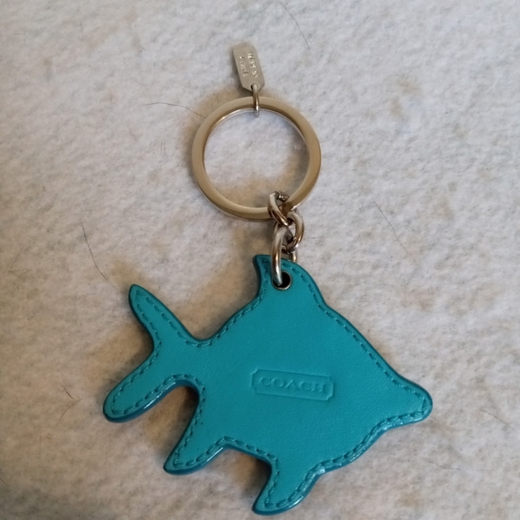 Vintage Coach Rare Blue Fish Keychain - Picture 2 of 2